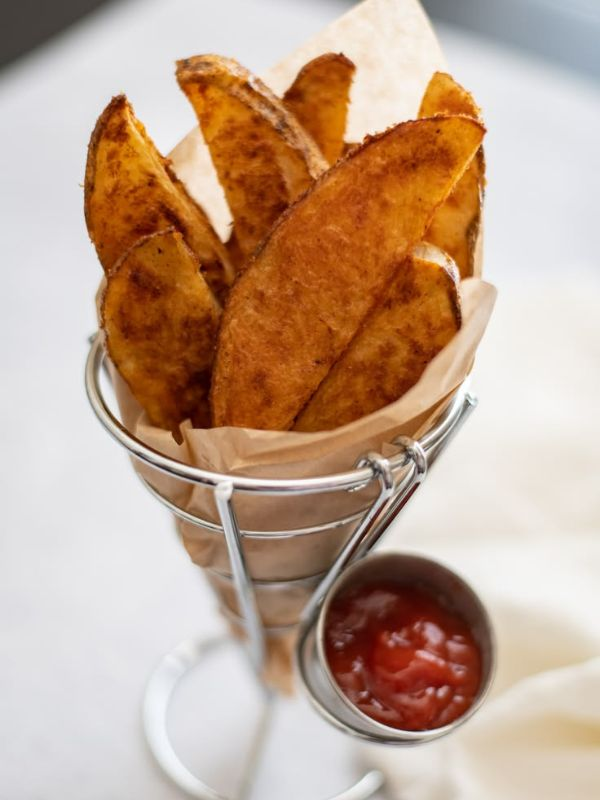Crispy-Potato-Wedges-as-Party-Food-Ideas-for-Kids
