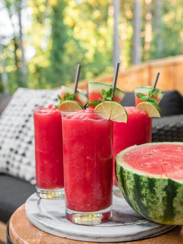 Watermelon-Juice-as-Party-Food-Ideas-For-Kids
