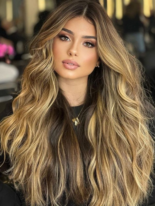 Natural-Hair-Color-Ideas-for-Women-to-Try